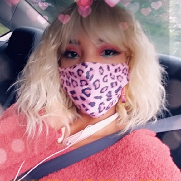 Meet your Posher, Shanay - Picture 4 of 10